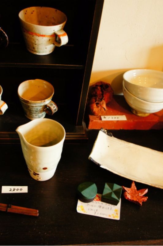 茨城・奥久慈大子町の陶芸体験のできるお店、liberte and galla。オリジナル陶器作り体験
